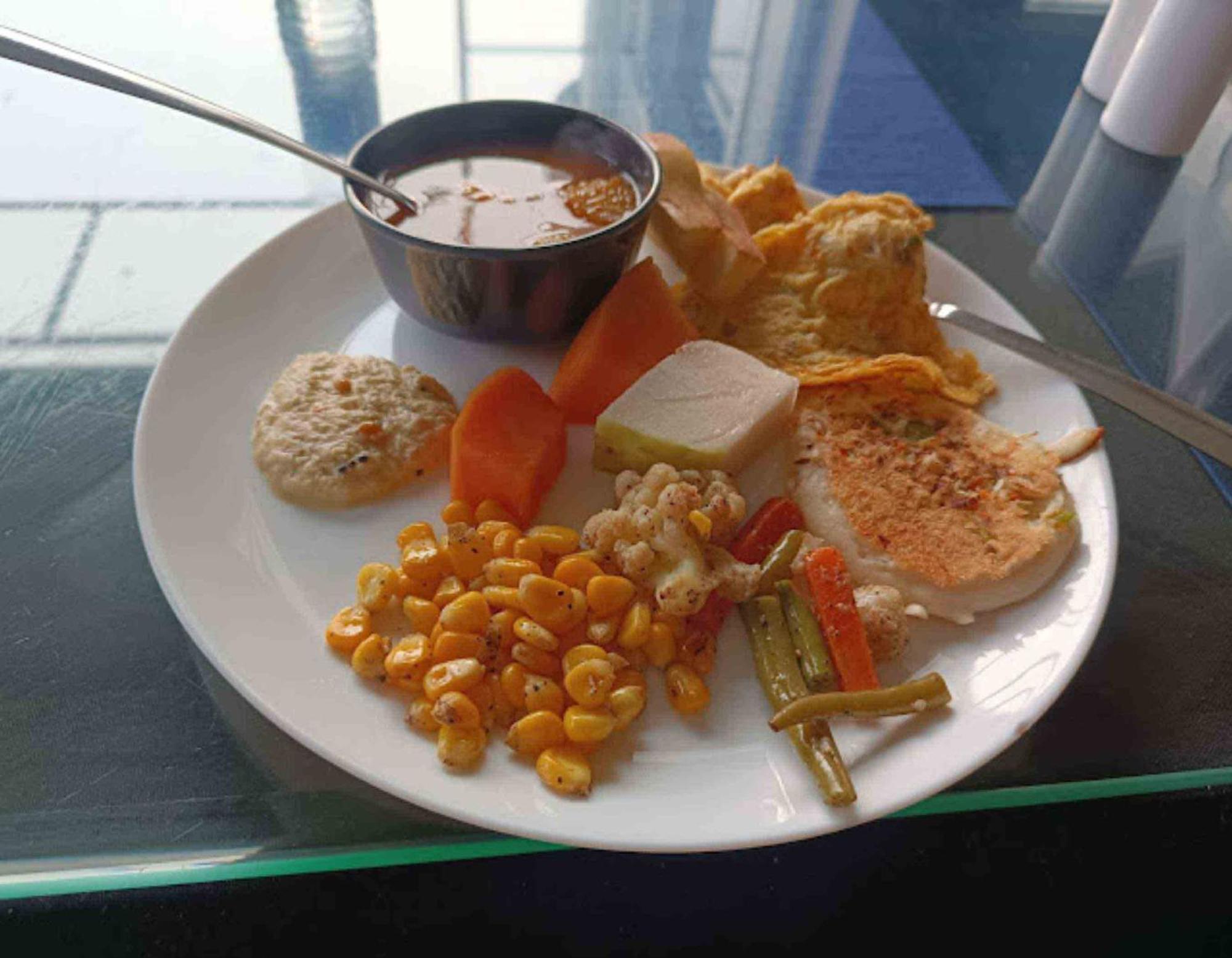 Gokul Plaza Hotel Bhubaneswar Buitenkant foto